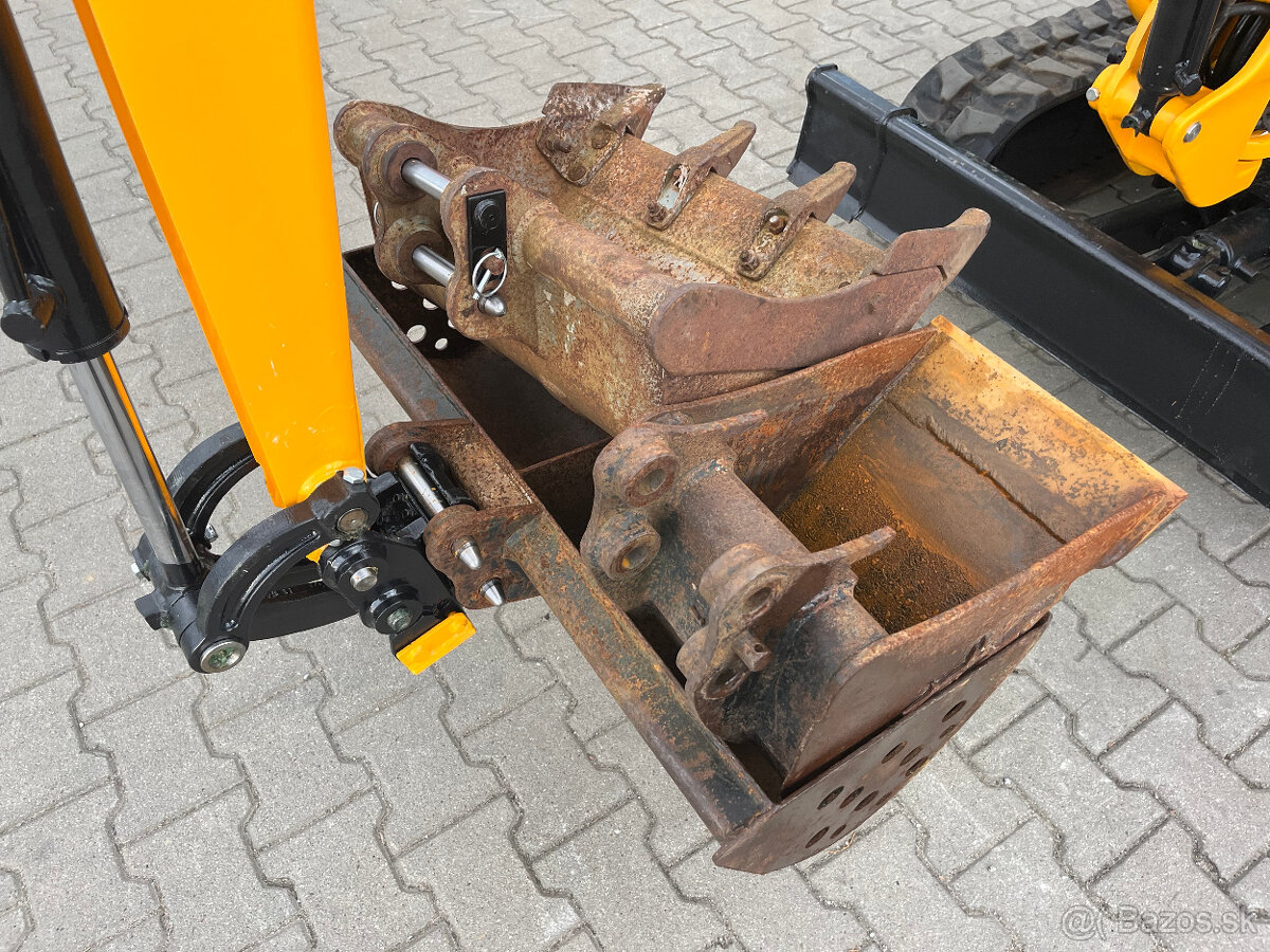 Minibager minirypadlo JCB 8018 CTS Gravemaster, Takeuchi Cat - 9