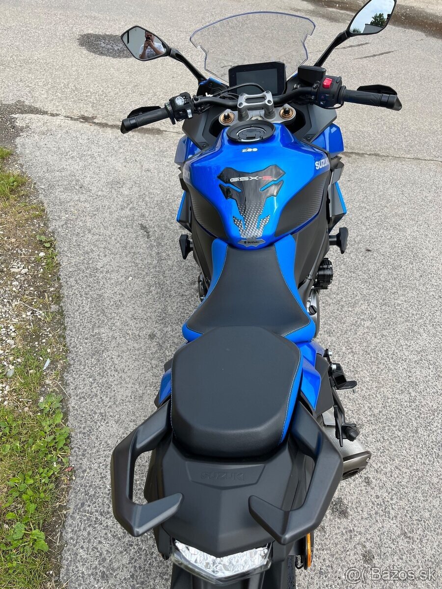 Suzuki gsx-s 1000 gt - 9