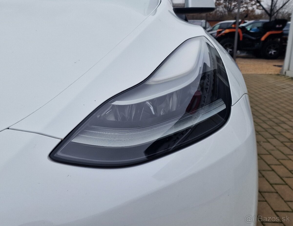 TESLA MODEL Y DUAL MOTOR LONG RANGE AWD - 9
