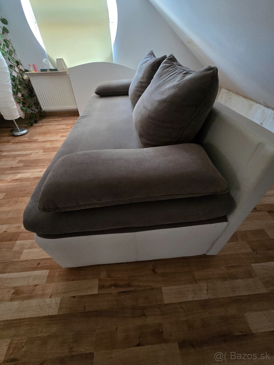 Rozkladací gauč - 9