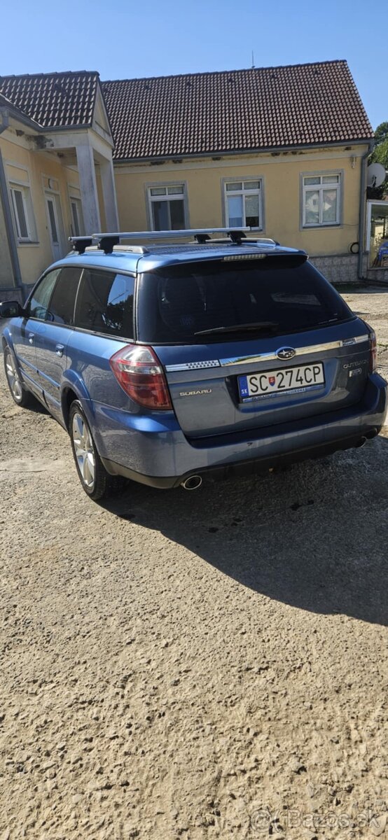 Subaru Outback 2.0 D 4x4 - 9