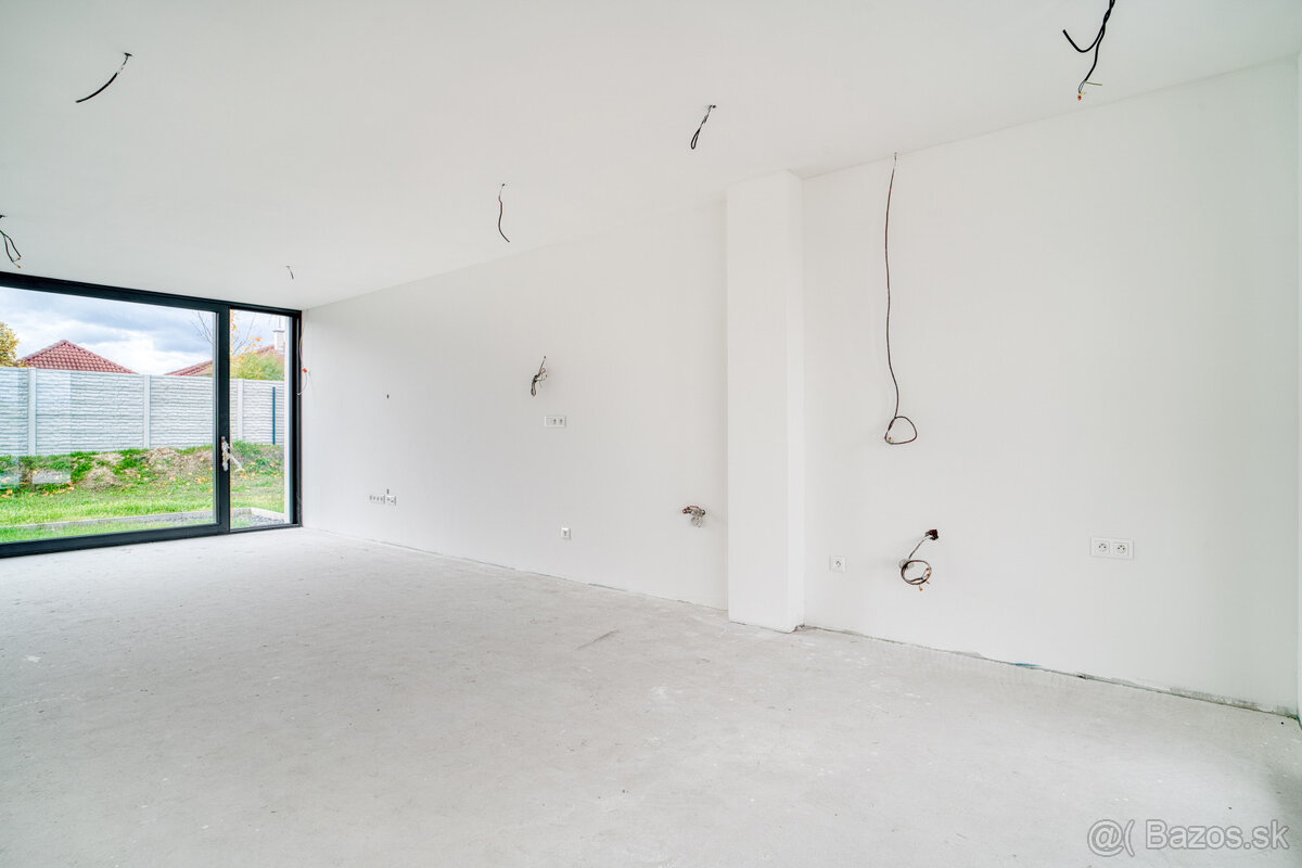 Na predaj 4-izbová novostavba v Kráľovej pri Senci - 9