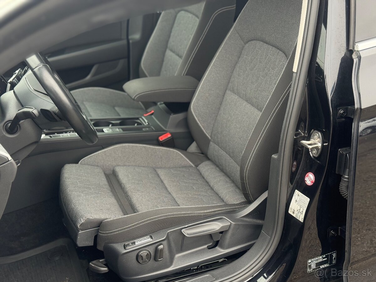 VW Passat -2022- Variant 2.0 TDI EVO Business DSG - 9