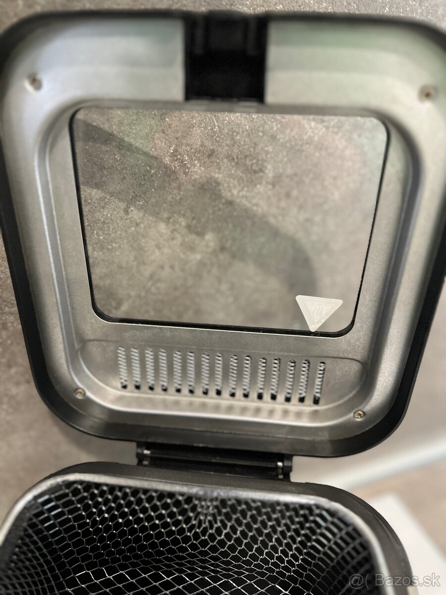 Fritéza Rohnson R-284 (1,5 l) – stav novej - 9