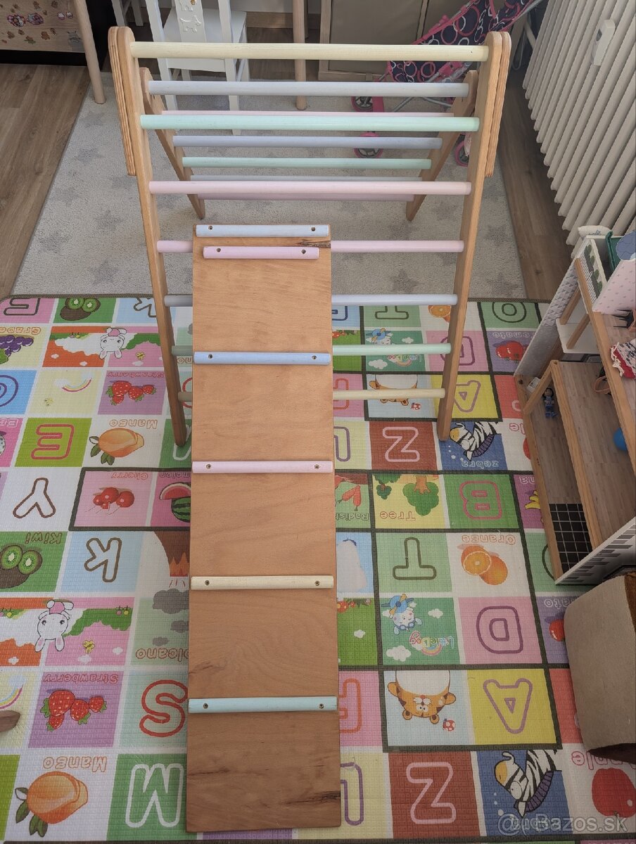 Piklerovej triangel s rebrikom/šmykľavkou - 9