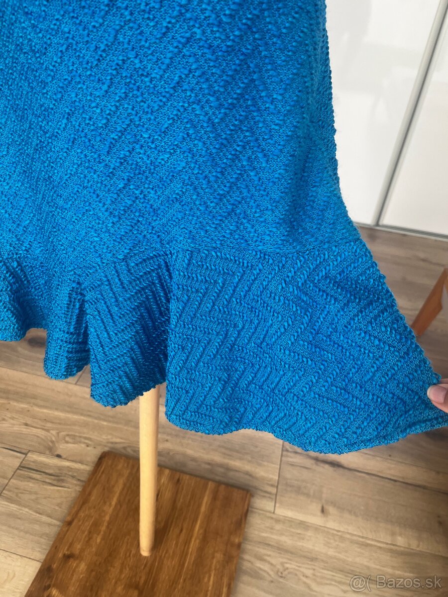 Saty zo štruktúrovaného úpletu Mohito - 9