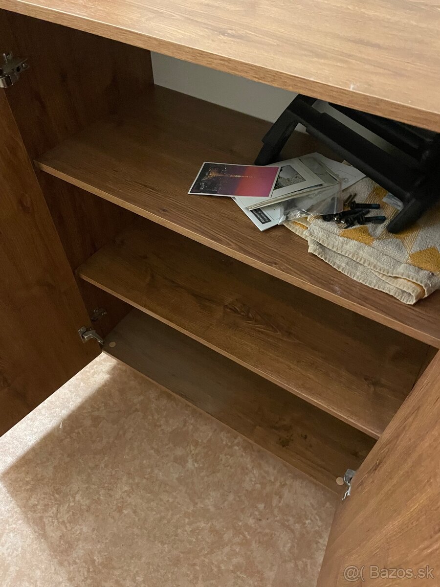 Zachovalý retronabytok - 9