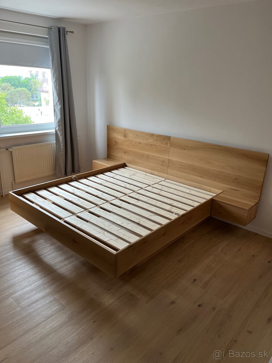 Levitujúca dubová posteľ - úložný priestor, nočné stolíky - 9