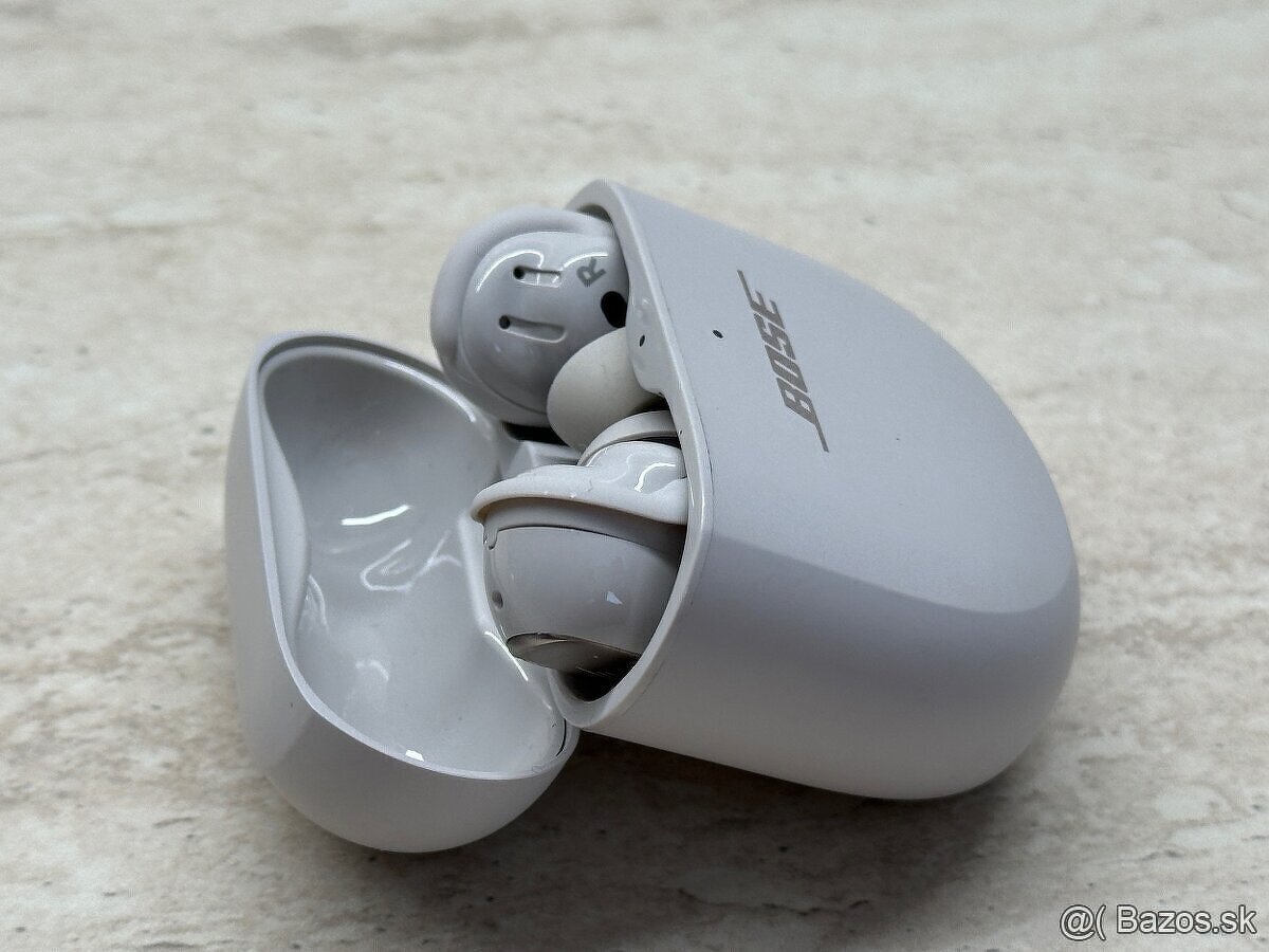 Bose QuietComfort Ultra Earbuds Silver - 9