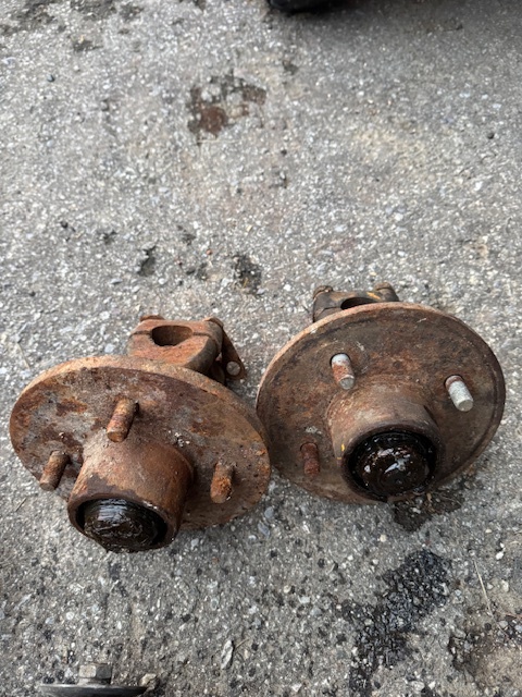 Náhradné diely - 9