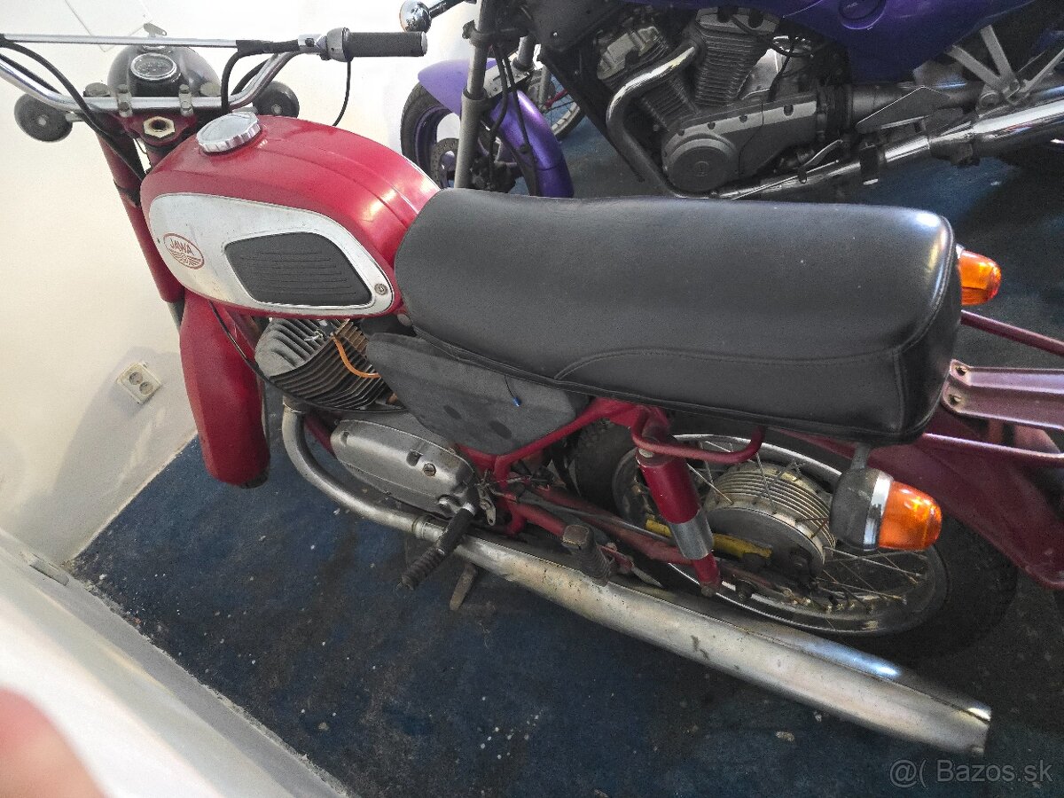 Prodám Jawa 633 r.v. 1971 - 9