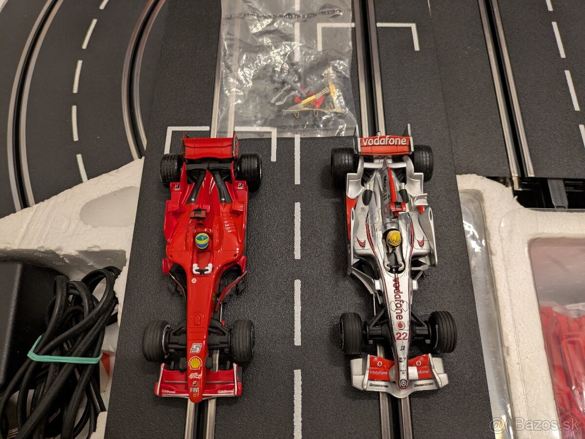 Autodráha Carrera Digital 132 Formula Racers - 9