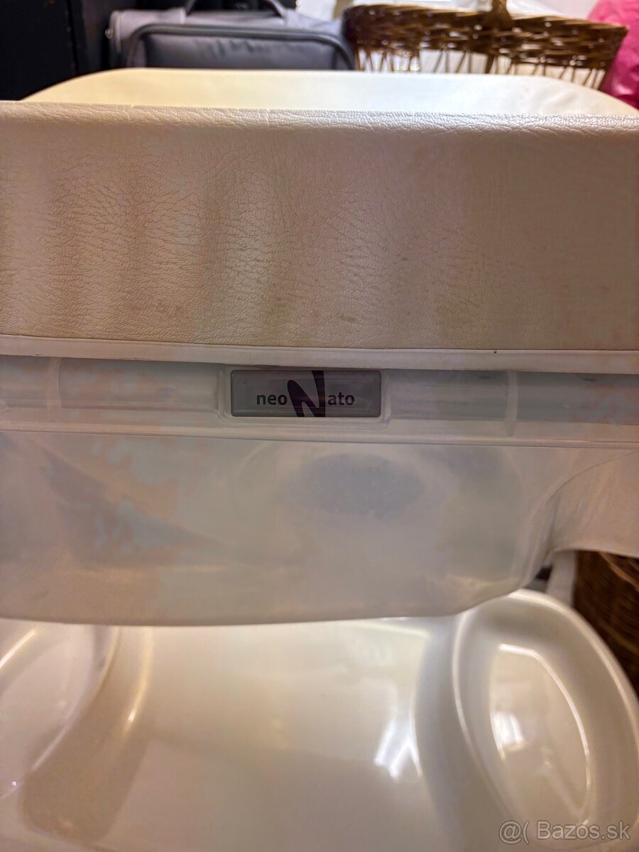 Vanička spolu s prebalovacim pultom - 9