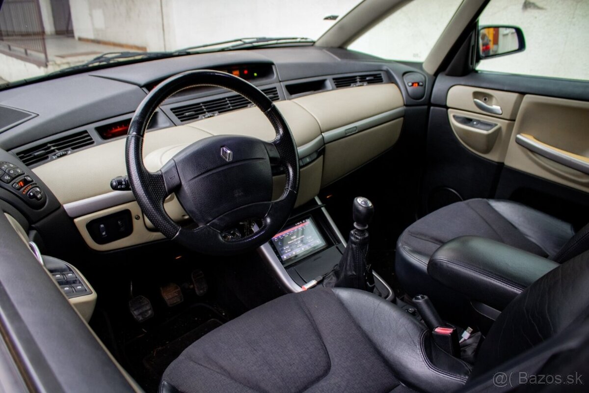 Renault Avantime 2.2DCi 110kw MT/6 2003 - 9