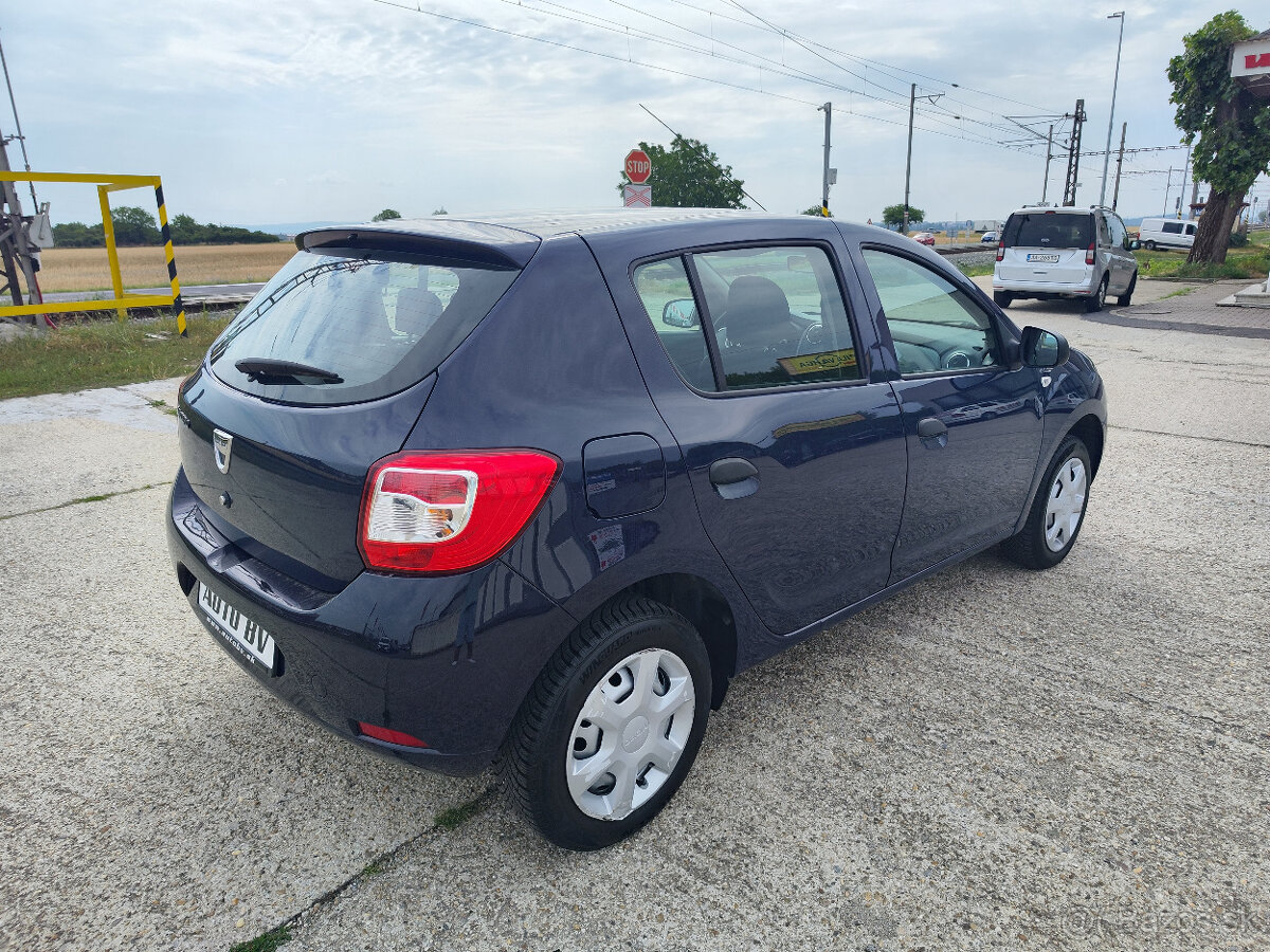 Dacia Sandero 1.2 16V - 9