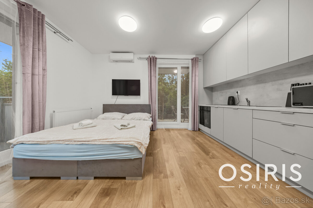 Klimatizovaný 1i byt s balkónom, novostavba 2022, predzáhrad - 9