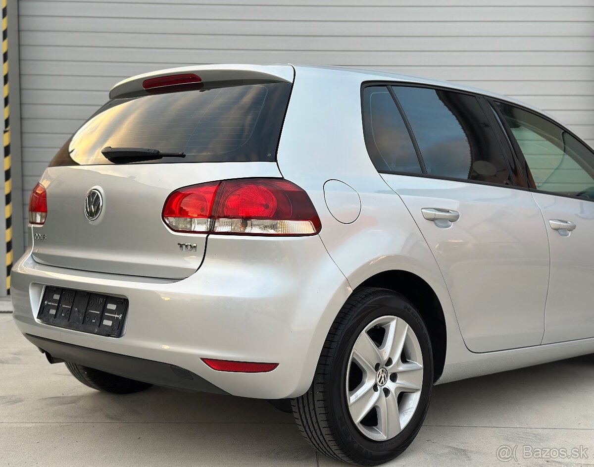 Volkswagen Golf VI 1.6 TDI - 9