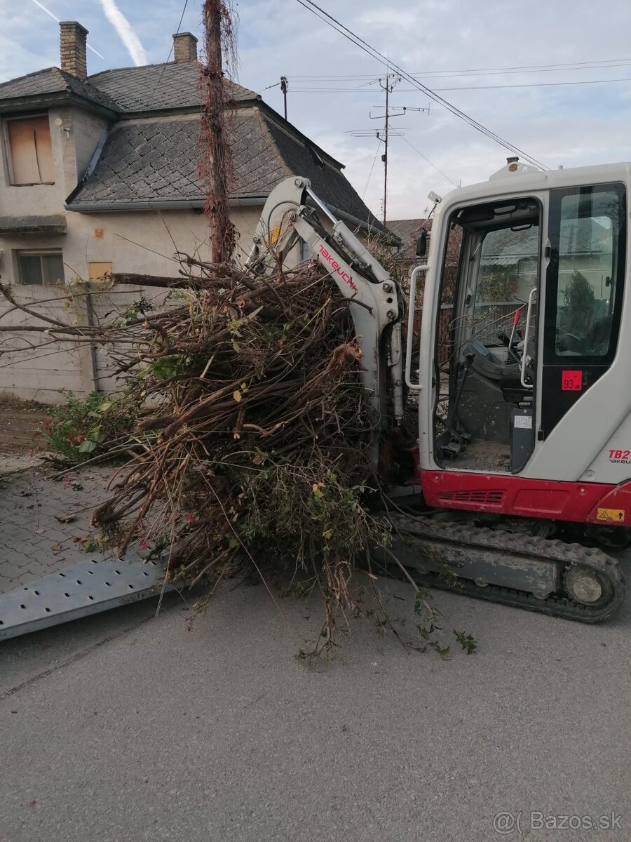 Zemné a výkopové práce s minibagrom - 9