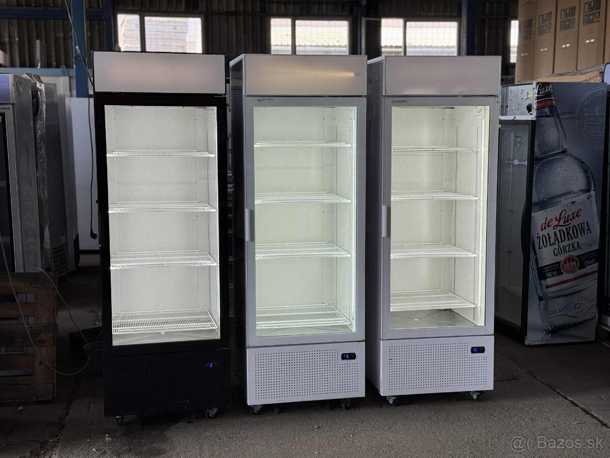 Prosklená lednice na přepravky 70x71x207cm - 9