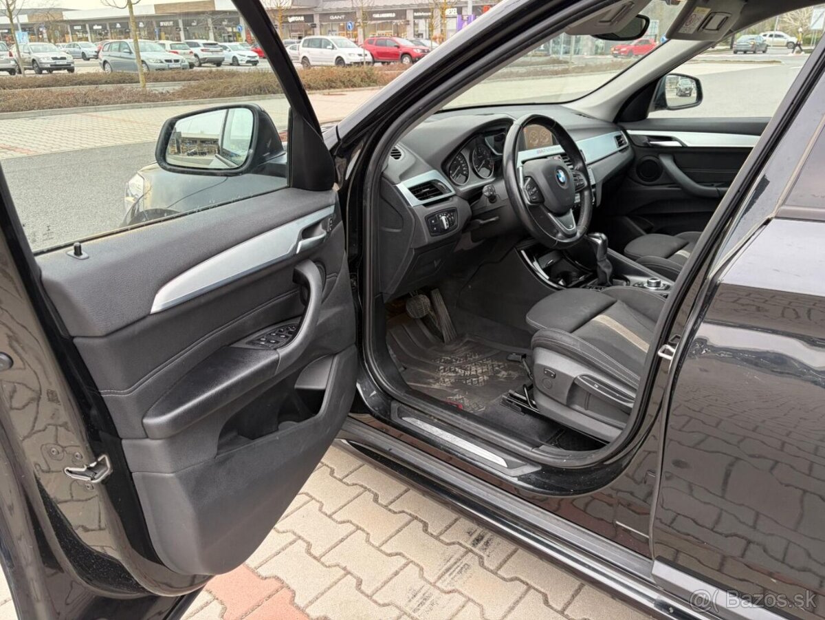 BMW X1 xDrive 20d 140kw ČR - 9