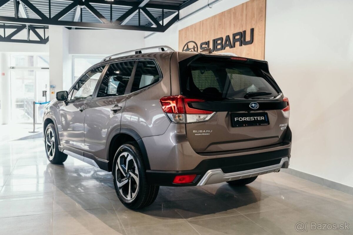Subaru Forester 2.0i mHEV Premium Lineartronic - 9