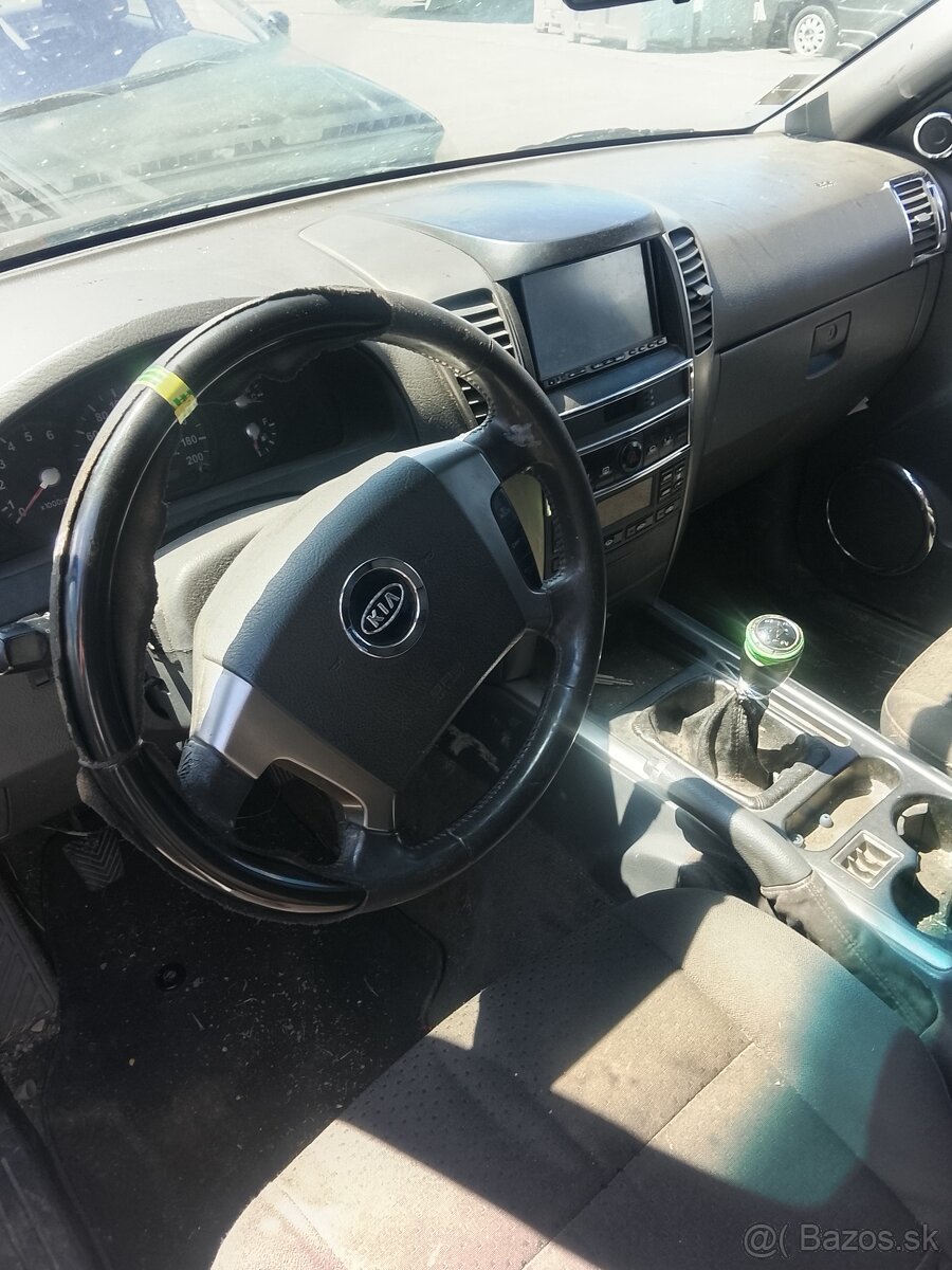KIA SORENTO na náhradné diely - 9