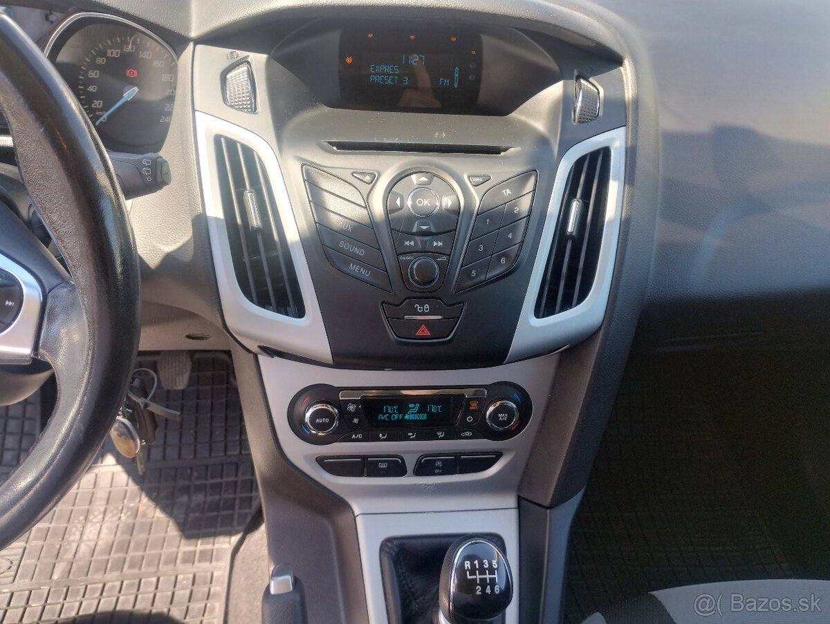 Ford Focus Kombi 1.0 SCTi 125k Trend - 9