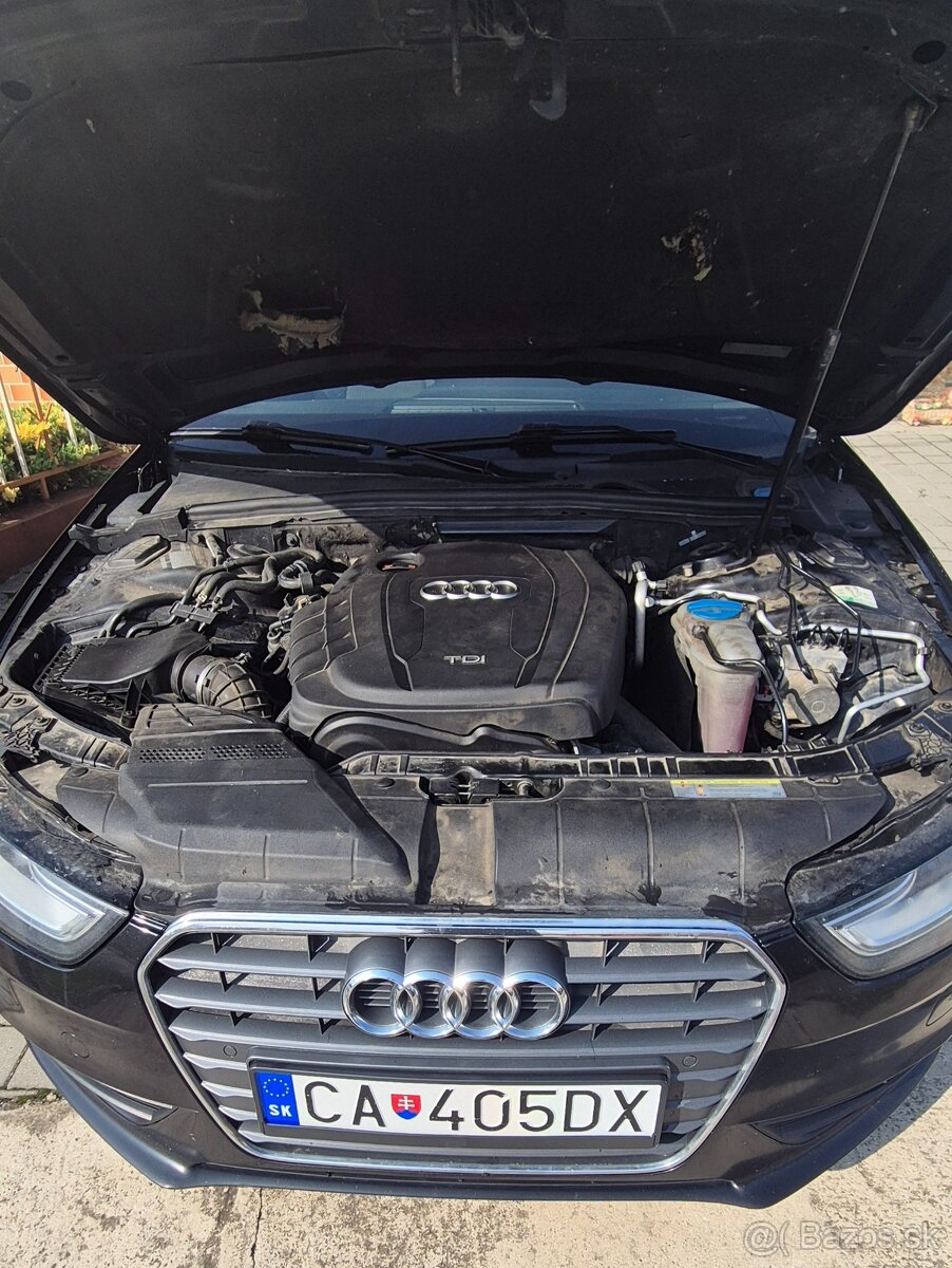 Audi A4, B8, - 9