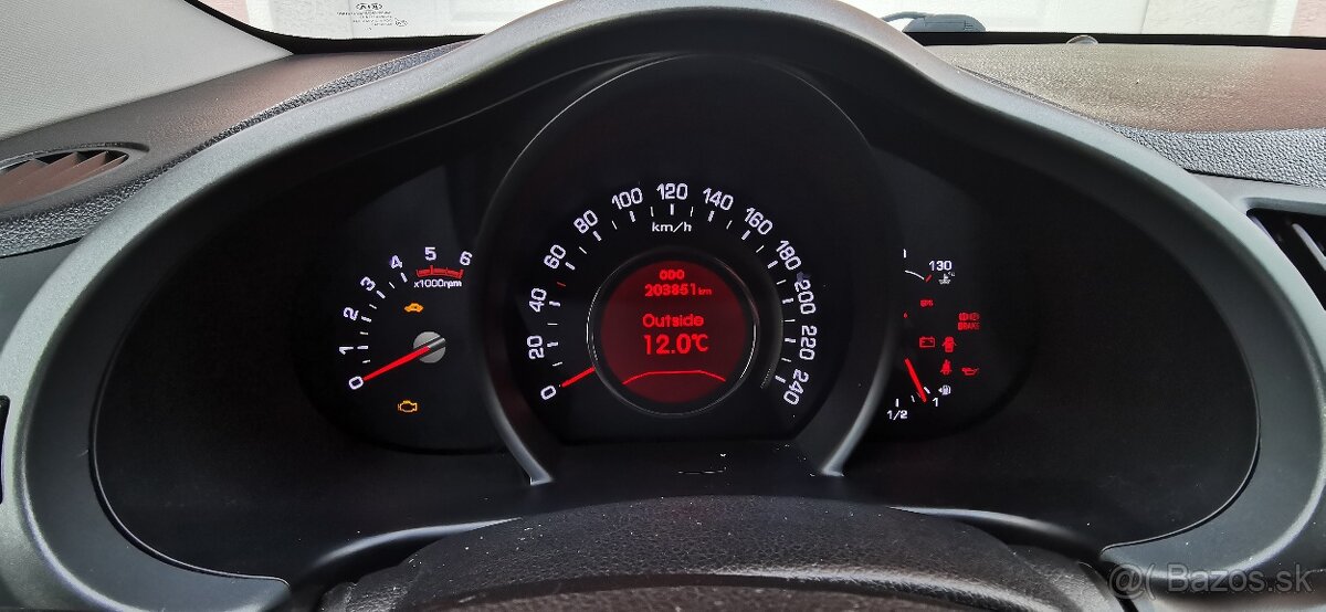 Kia Sportage 2.0 CRDi VGT 4WD EX - 9