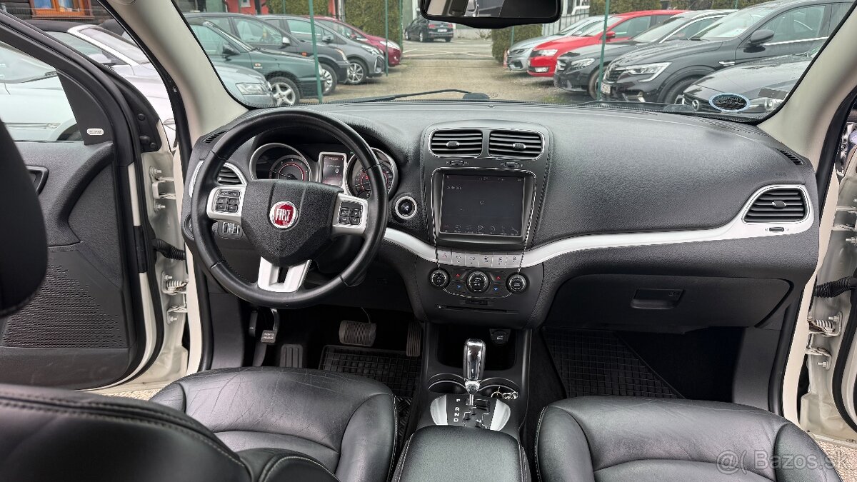 Fiat Freemont 2.0 16V MultiJet Black Code 4x4 A/T - 9