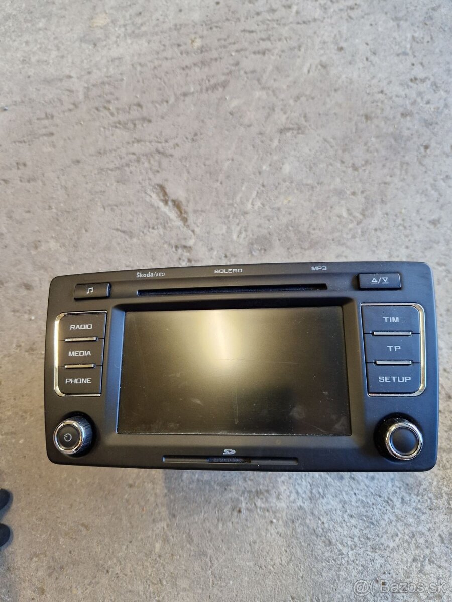 Autorádio Columbus, Peugeot 207, VW Touareg 7l - 9