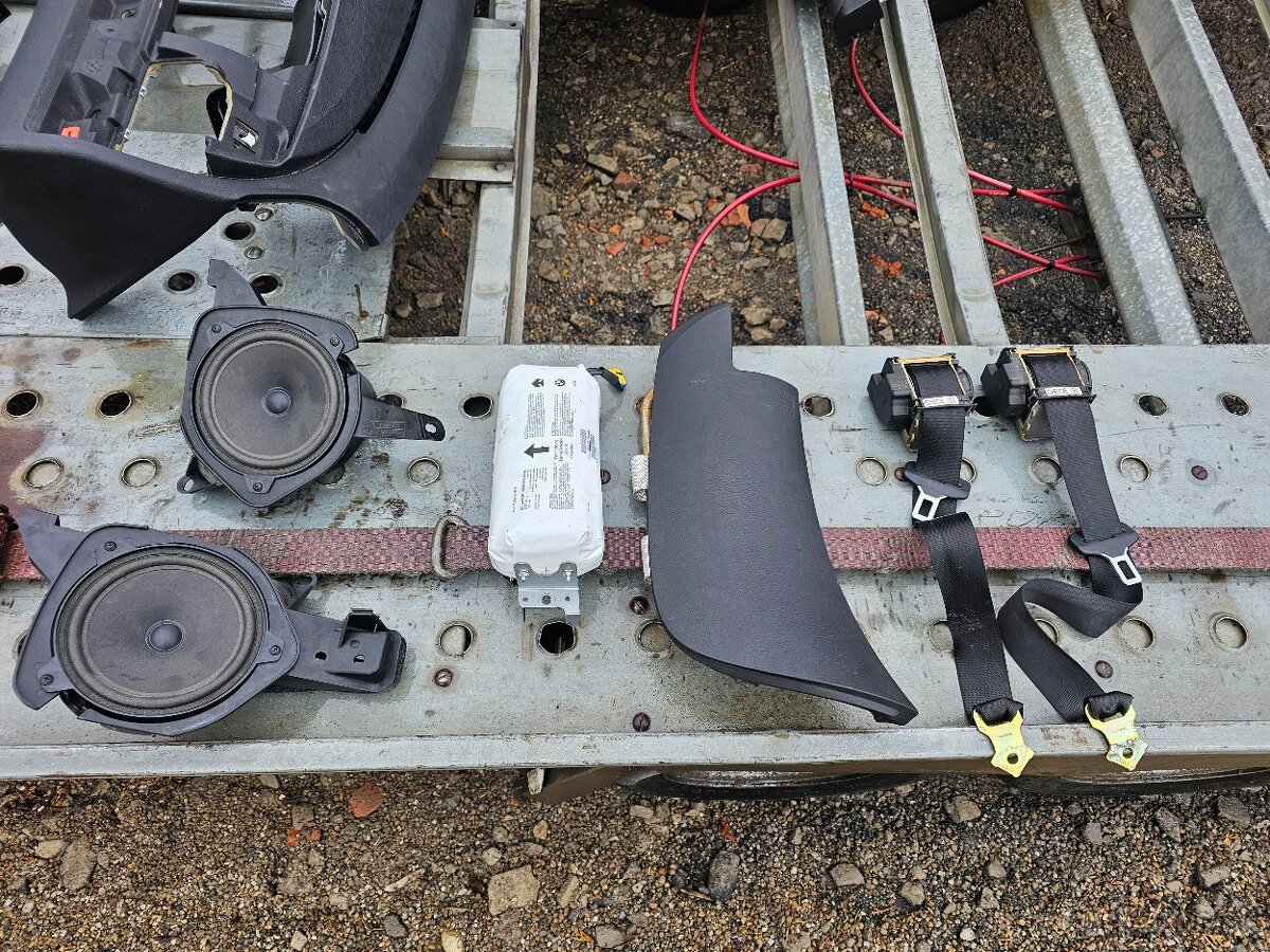 Rozpredam bmw e46 touring - 9