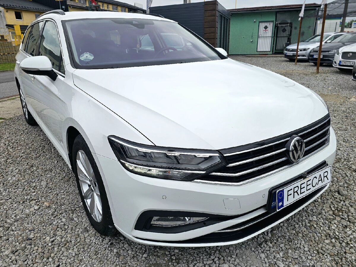 Volkswagen Passat Variant 2.0 TDI Elegance DSG Facelift - 9