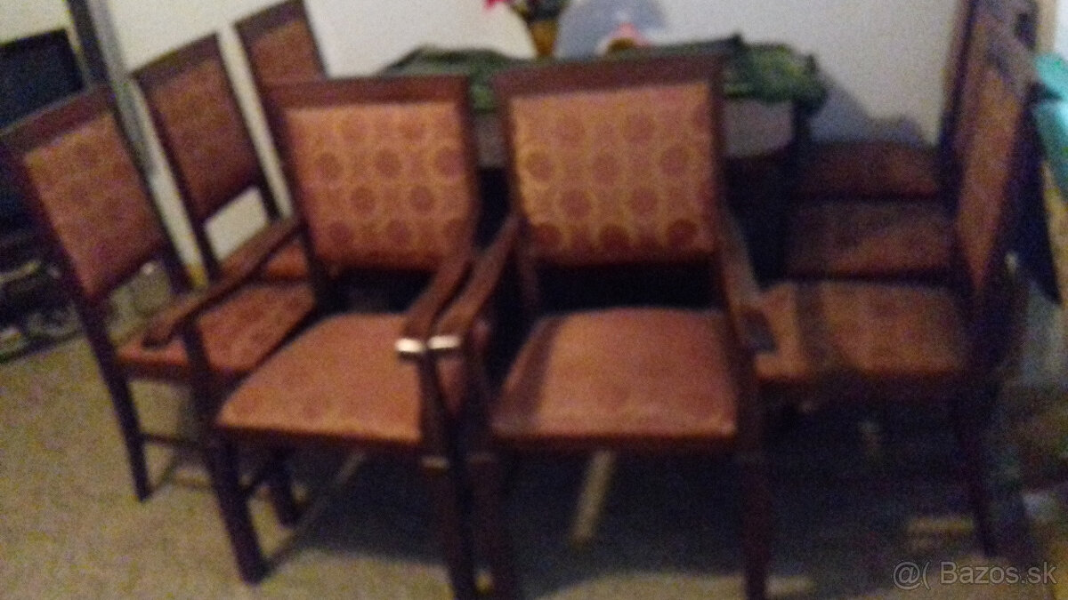 ROZNY NABYTOK PODAHOVE HODINY - 9