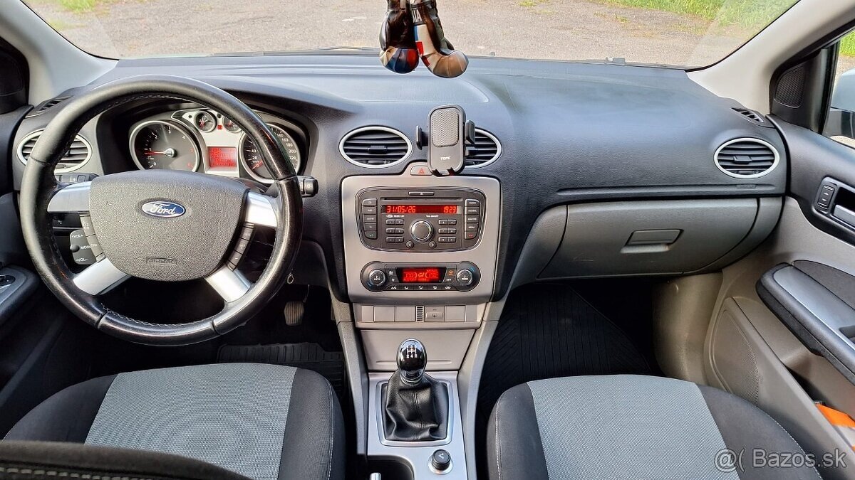 FORD FOCUS COMBI 1.6 TDCi - 9