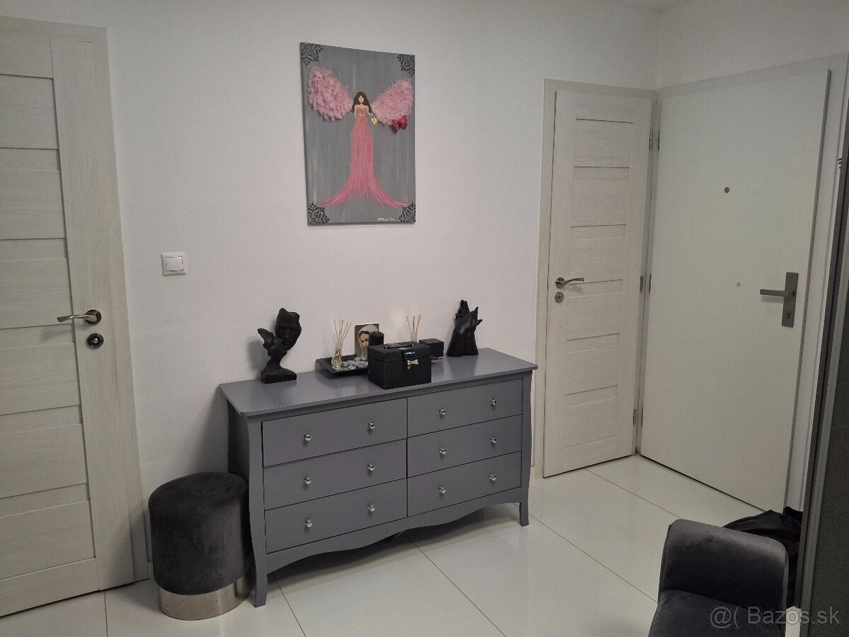 Prenájom 2-izbového bytu v Leviciach - 9