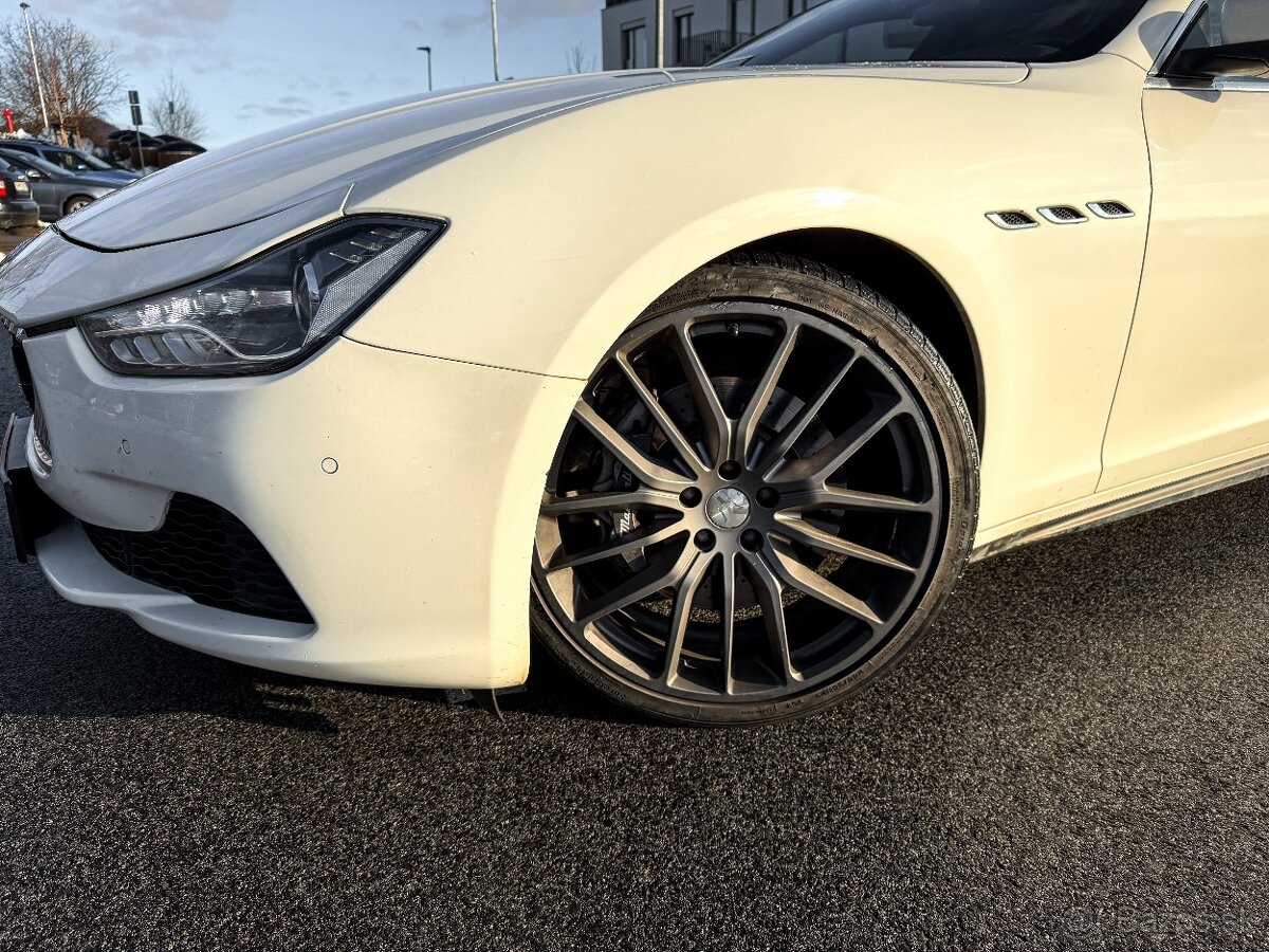 Maserati Ghibli Diesel - 9