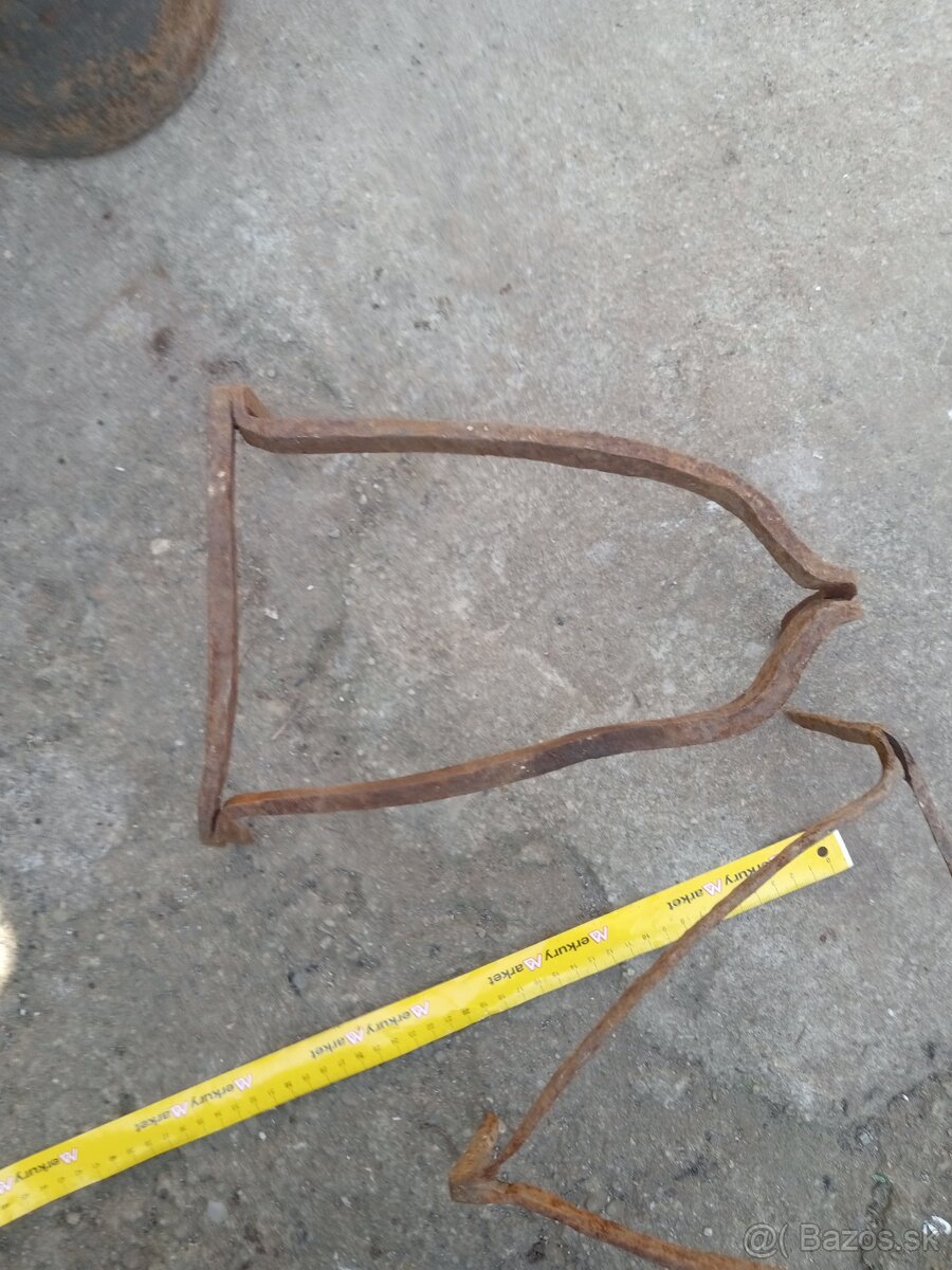 podnos pod hrnce . - 9