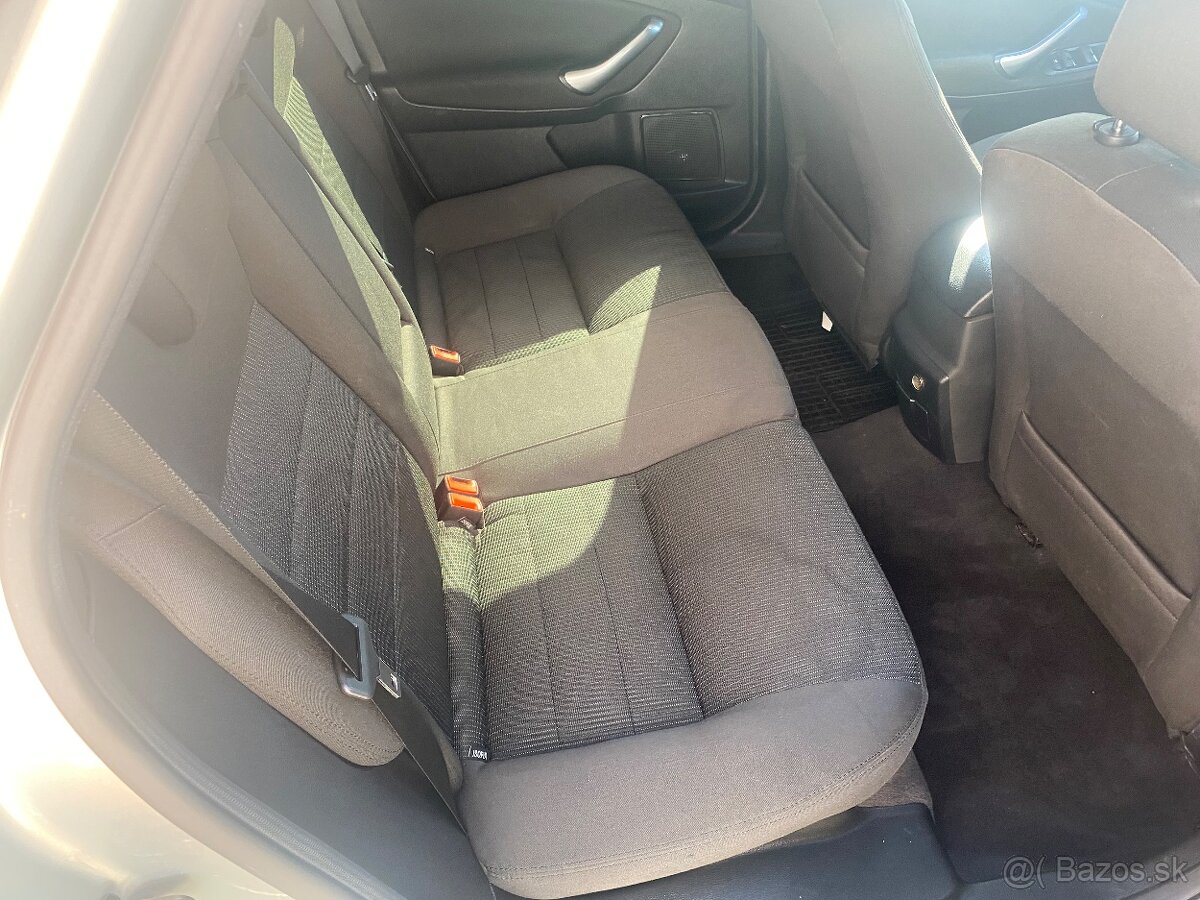 Ford Mondeo 2.0 TDCi DPF Ghia A/T - 9