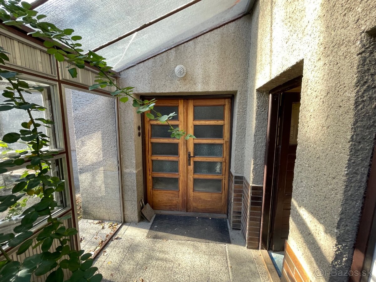 Rodinný dom na bývanie, podnikanie 475 m² - Stará Ľadoveň MT - 9