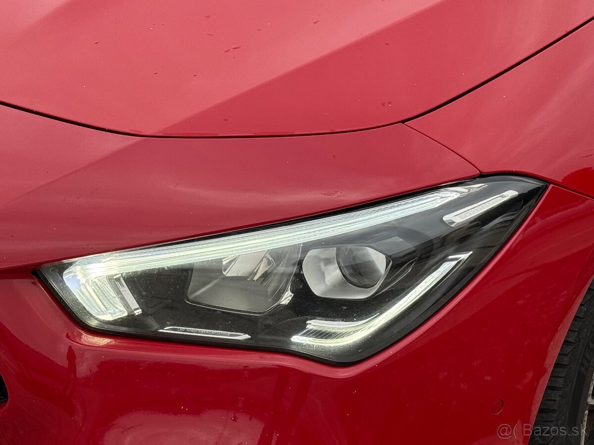 Mercedes Benz CLA 180d Shooting Brake - 9