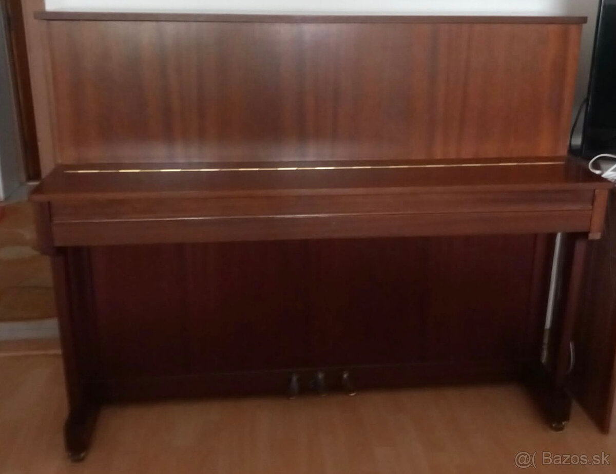 Predám piano PETROF - 9