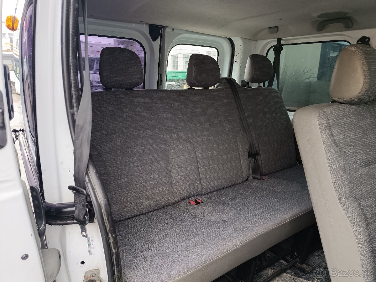 Renault Trafic 2.0 dCi L1H1 - 9