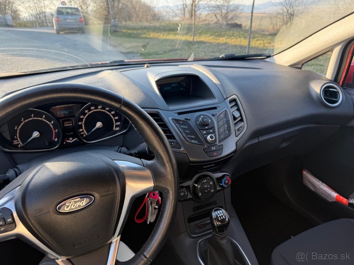 Ford Fiesta - 9