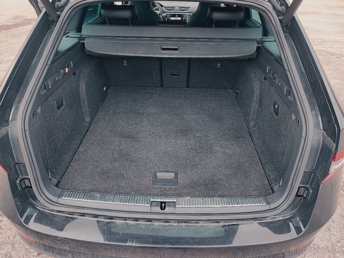 Skoda Superb Combi Sportline 2.0 TDI - 9