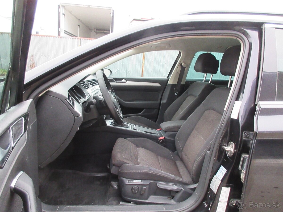 Volkswagen Passat Variant 2.0 TDI 190k BMT Highline 4x4 - 9