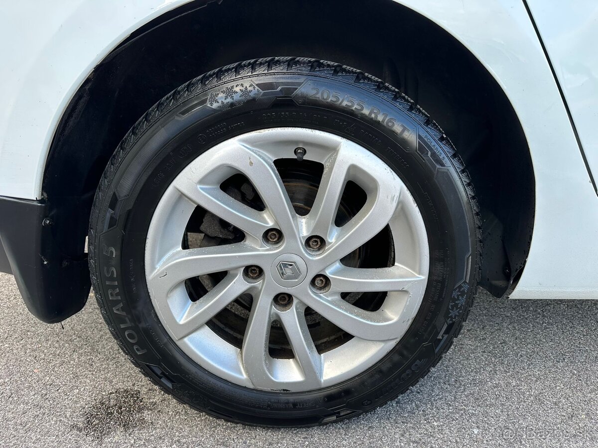 Renault megane 2015 1.5 - 9