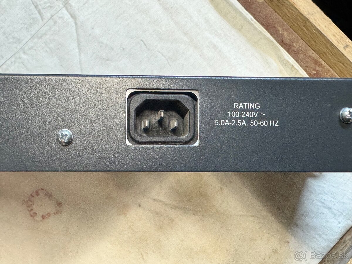 CISCO Catalyst 3560 series PoE-24 - 9