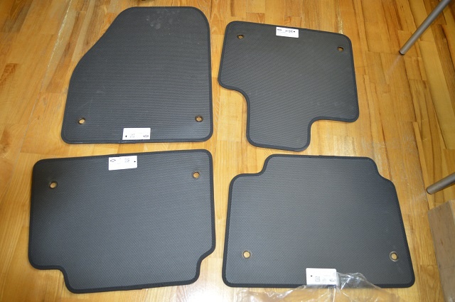 predam nove koberceky do LR Discovery - 9