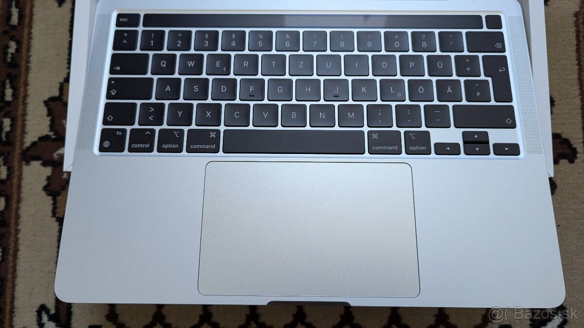 Apple MacBook Pro M1 13" Nepoužívaný - 9